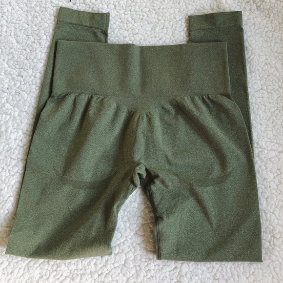 NEW! Green Contour Seamless Leggings M/L - Picture 4 of 9